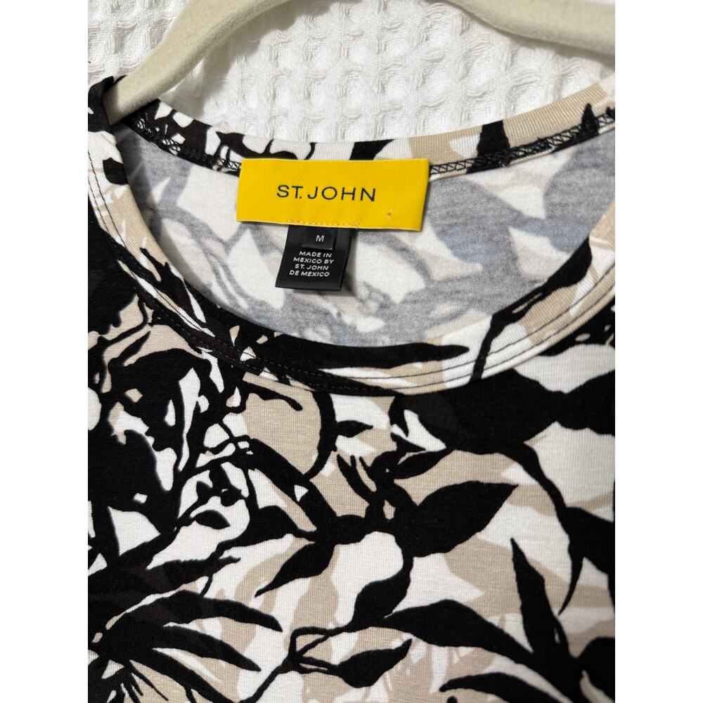 St. John Black White Tan Floral Short Sleeve Top Sz Med - Picture 2 of 7